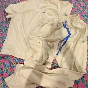 Yellow Figs Set with Blue Drawstring